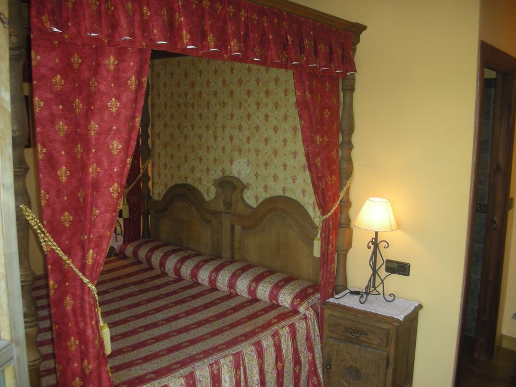 Hotel Posada Real Aínsa Zimmer foto